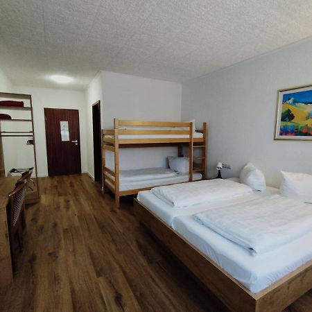 Hotel Sonnenkeller Neu-Ulm Exteriör bild