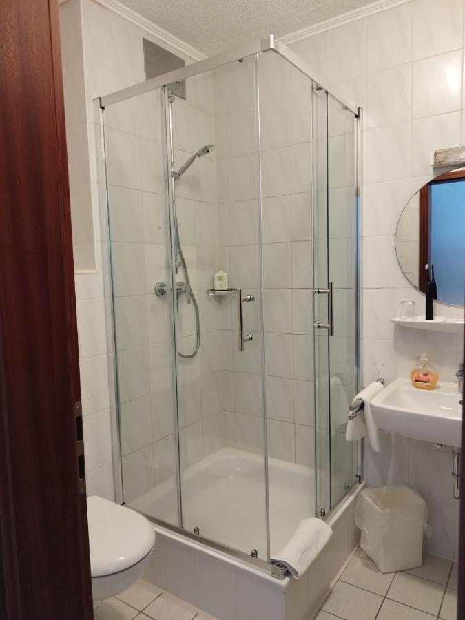 Hotel Sonnenkeller Neu-Ulm Exteriör bild